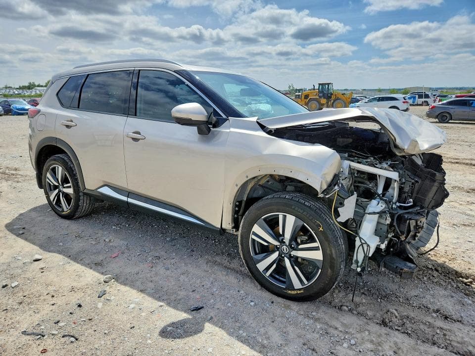 2021 NISSAN ROGUE SL 4