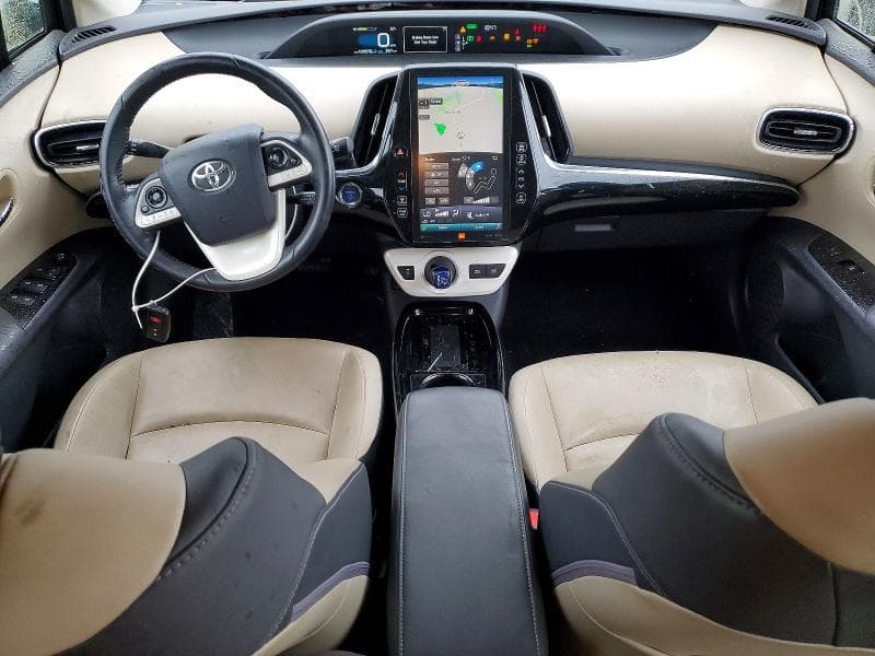 2018 TOYOTA PRIUS FOUR FOUR 8