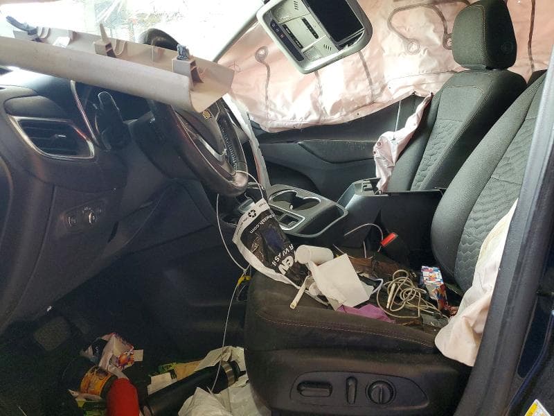 2020 CHEVROLET EQUINOX LT LT 8