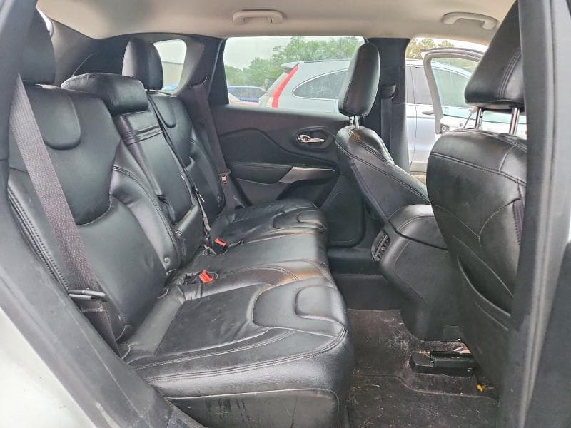 2019 JEEP CHEROKEE LATITUDE 11