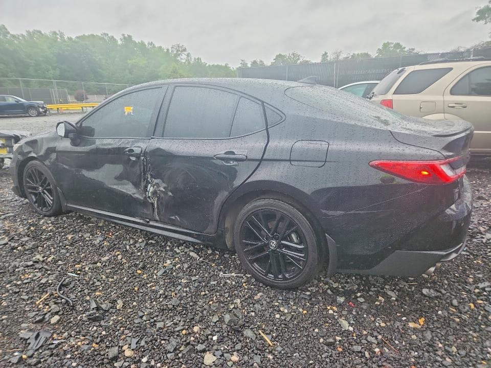 2025 TOYOTA CAMRY SE 2
