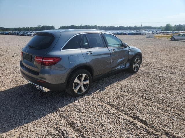 2017 MERCEDES-BENZ GLC 300 3