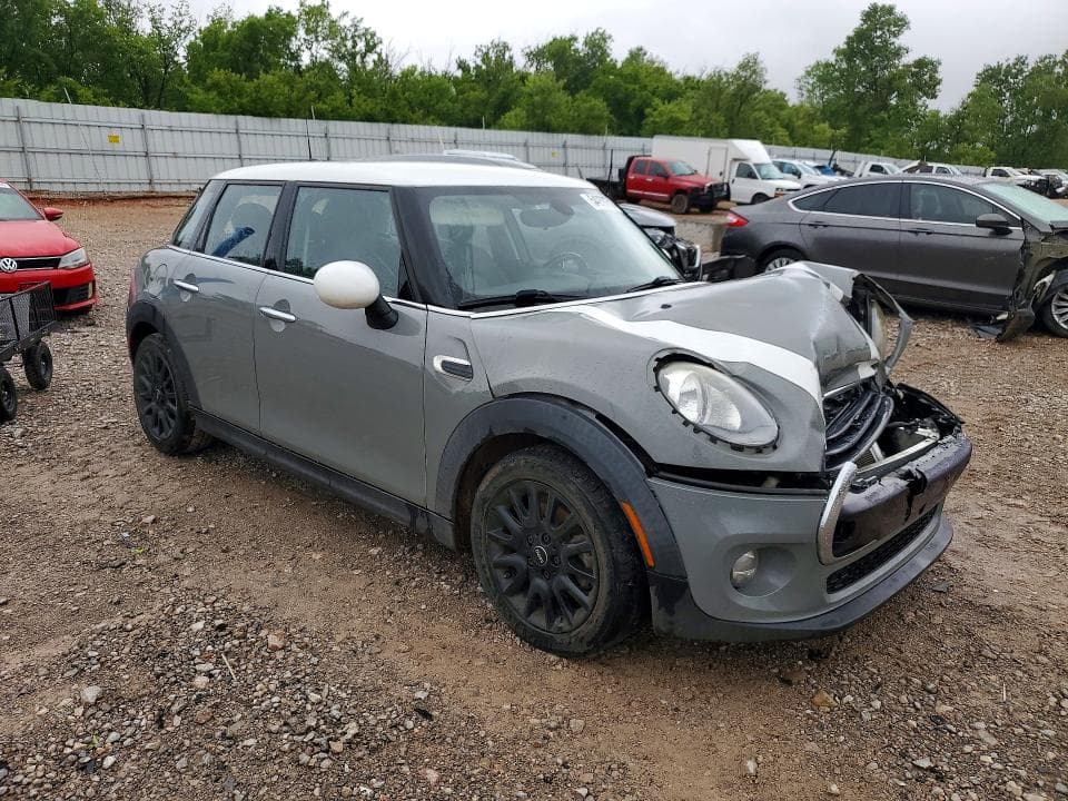 2018 MINI COOPER 4