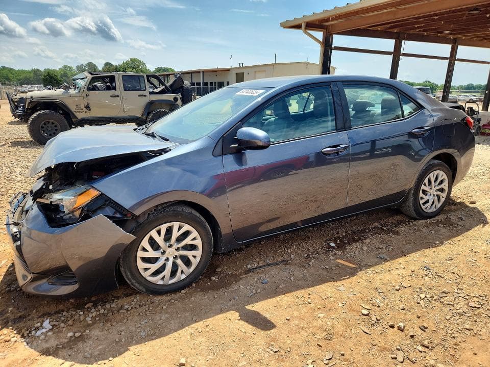 2018 TOYOTA COROLLA LE - 1