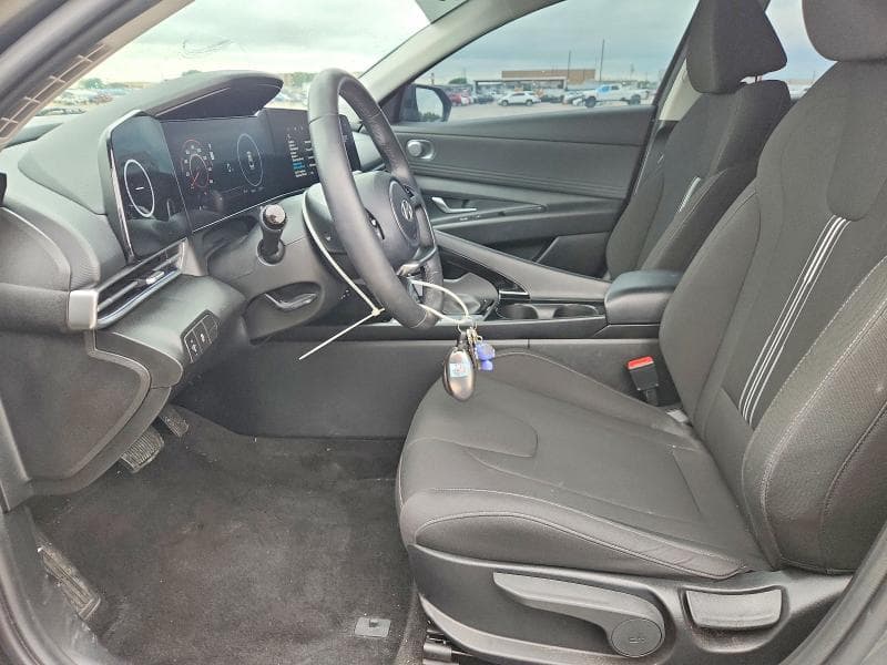 2024 HYUNDAI ELANTRA SEL SEL 7