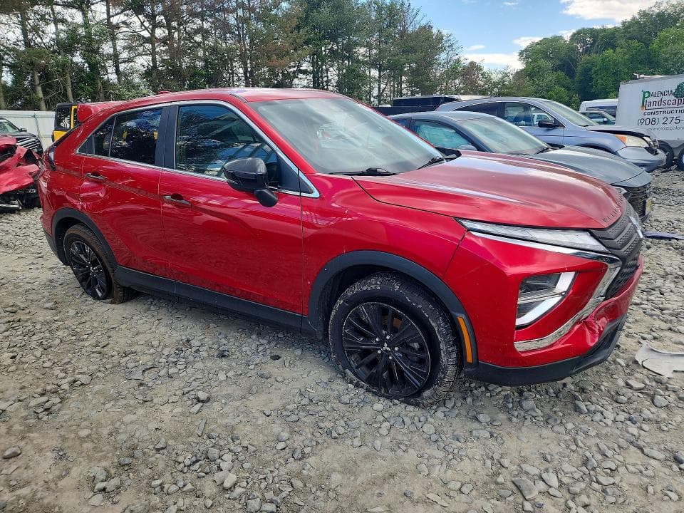 2022 MITSUBISHI ECLIPSE CROSS LE 4