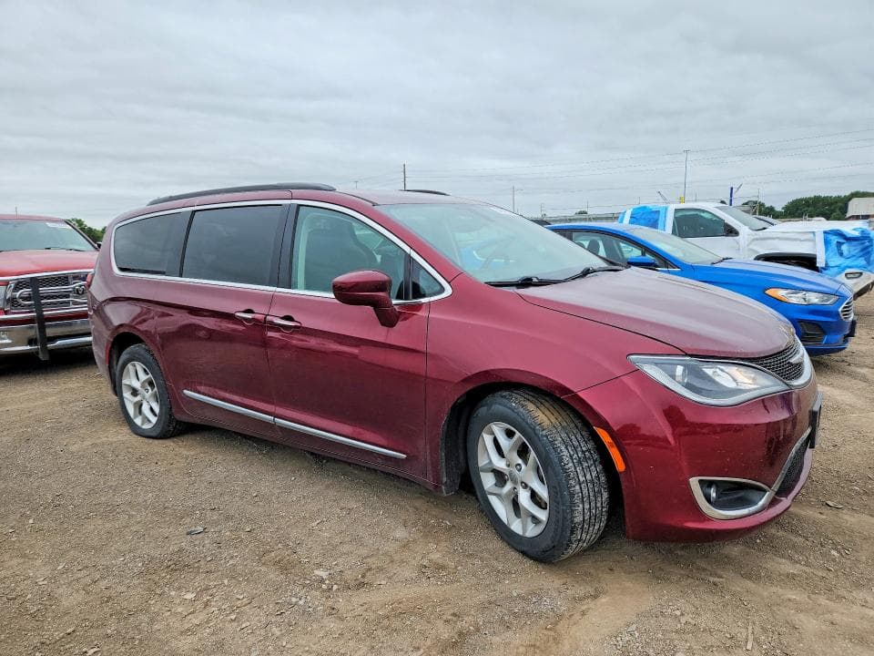 2017 CHRYSLER PACIFICA TOURING L 4