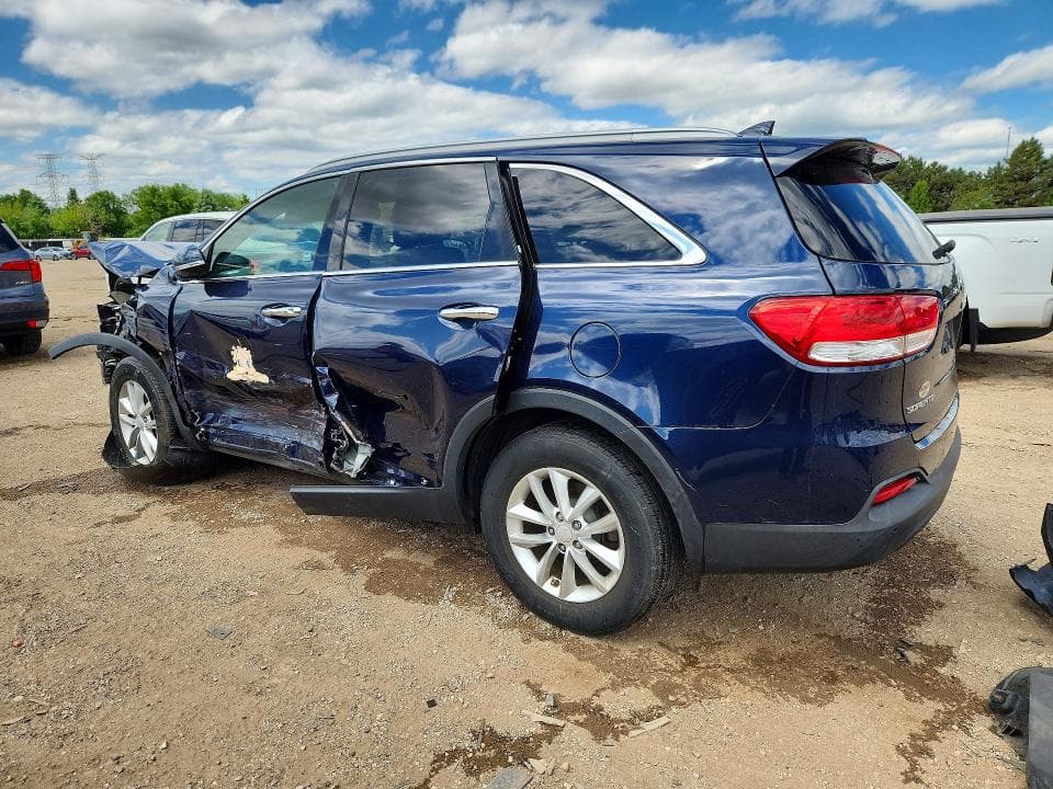 2017 KIA SORENTO LX 2