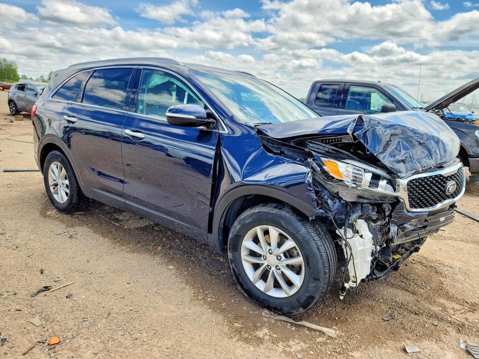 2017 KIA SORENTO LX 4