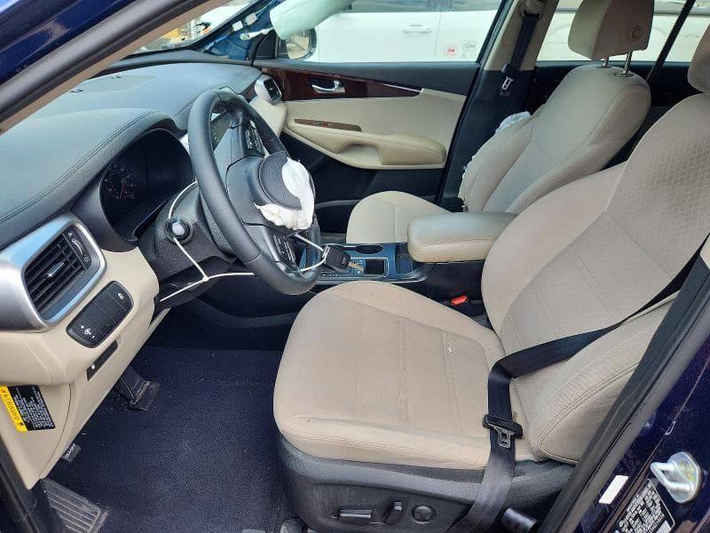 2017 KIA SORENTO LX 7