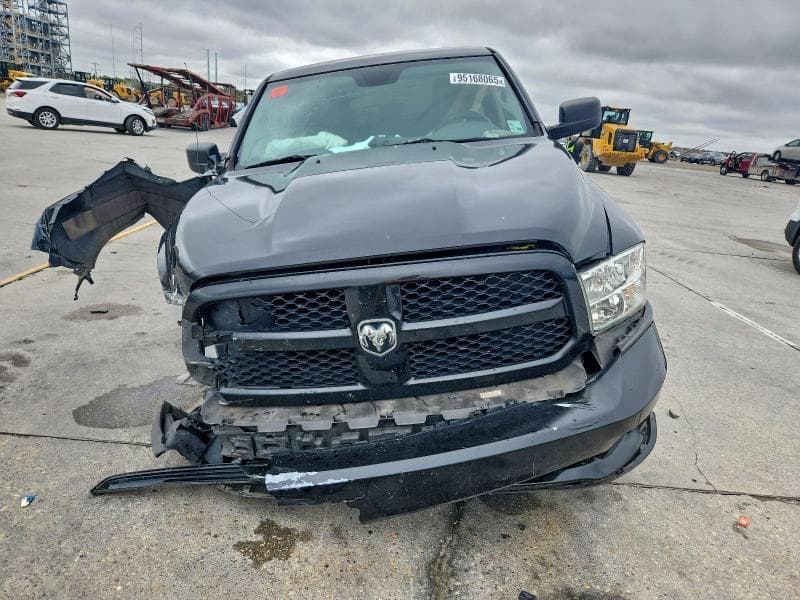 2018 RAM 1500 ST ST 5