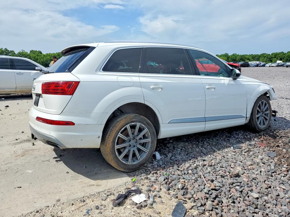 2019 AUDI Q7 3