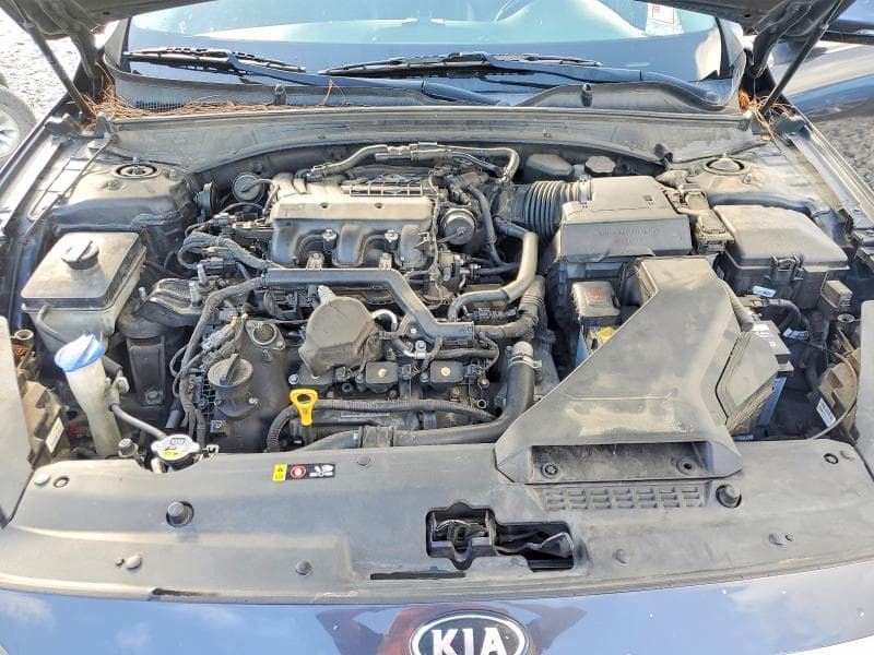 2018 KIA CADENZA PREMIUM PREMIUM 11