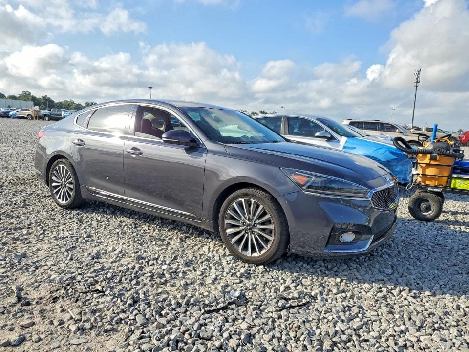 2018 KIA CADENZA PREMIUM PREMIUM 4
