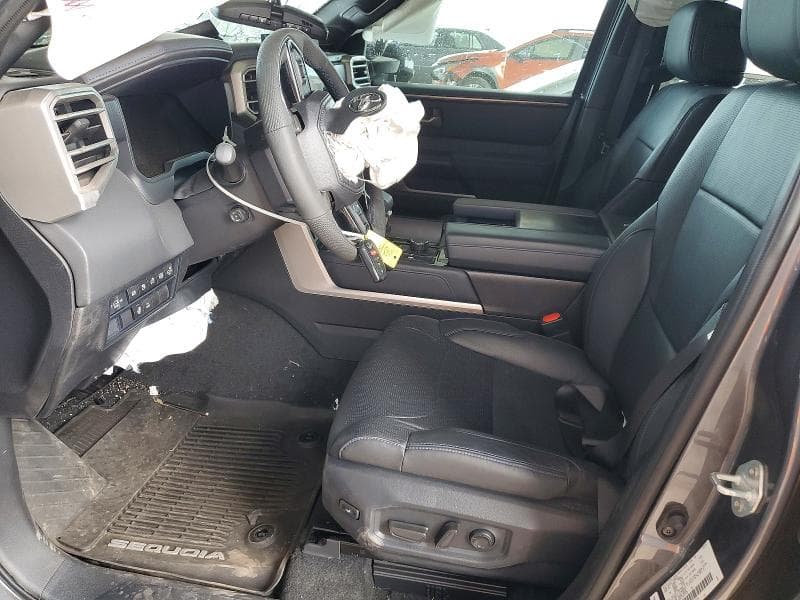 2026 TOYOTA SEQUOIA PLATINUM 7