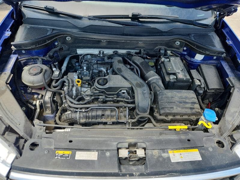 2022 VOLKSWAGEN TAOS SE 12