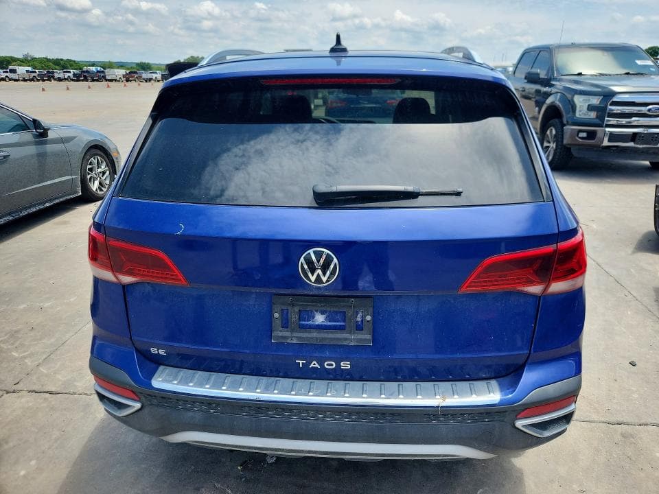 2022 VOLKSWAGEN TAOS SE 6