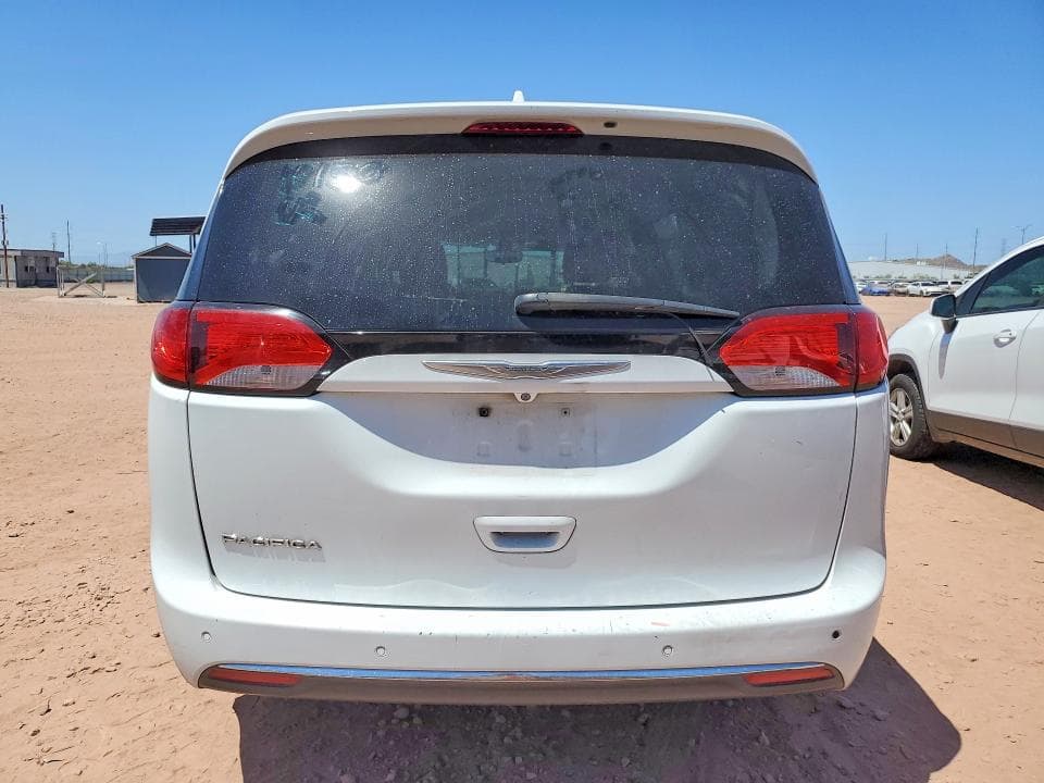 2017 CHRYSLER PACIFICA TOURING L 6