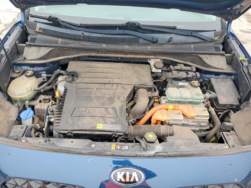 2020 KIA NIRO LX 12
