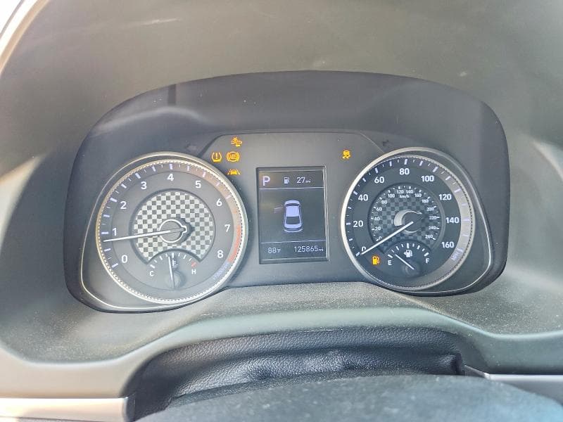 2019 HYUNDAI ELANTRA SEL 9