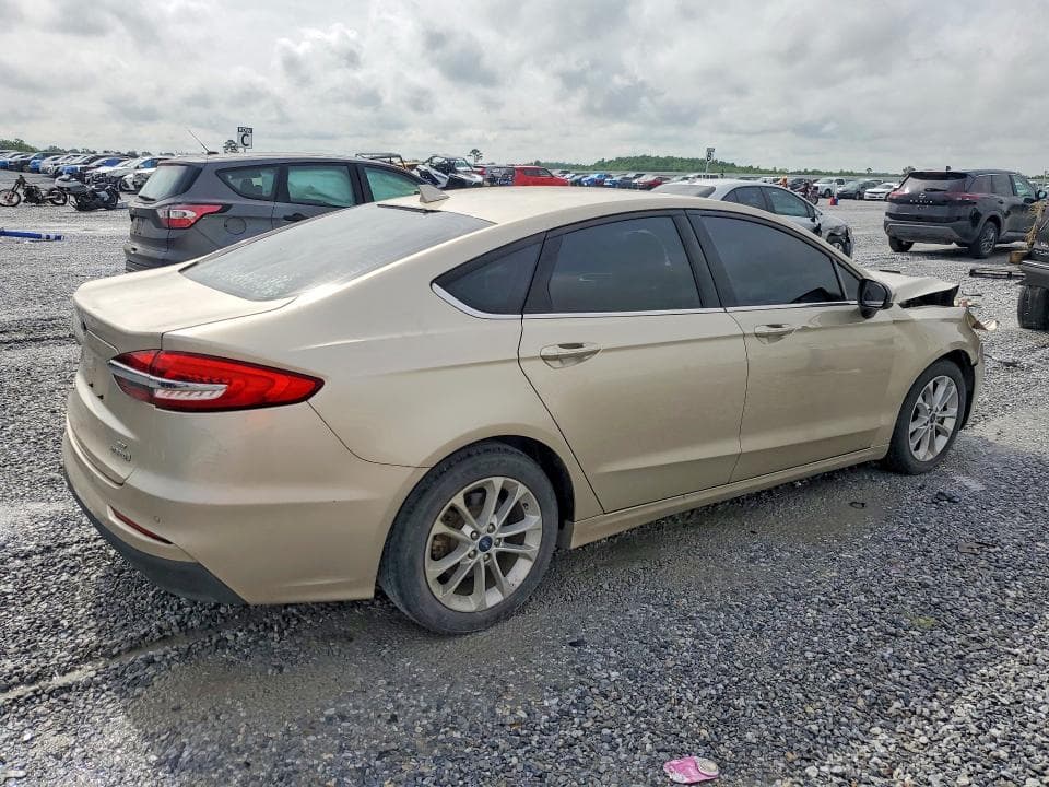2019 FORD FUSION SE 3