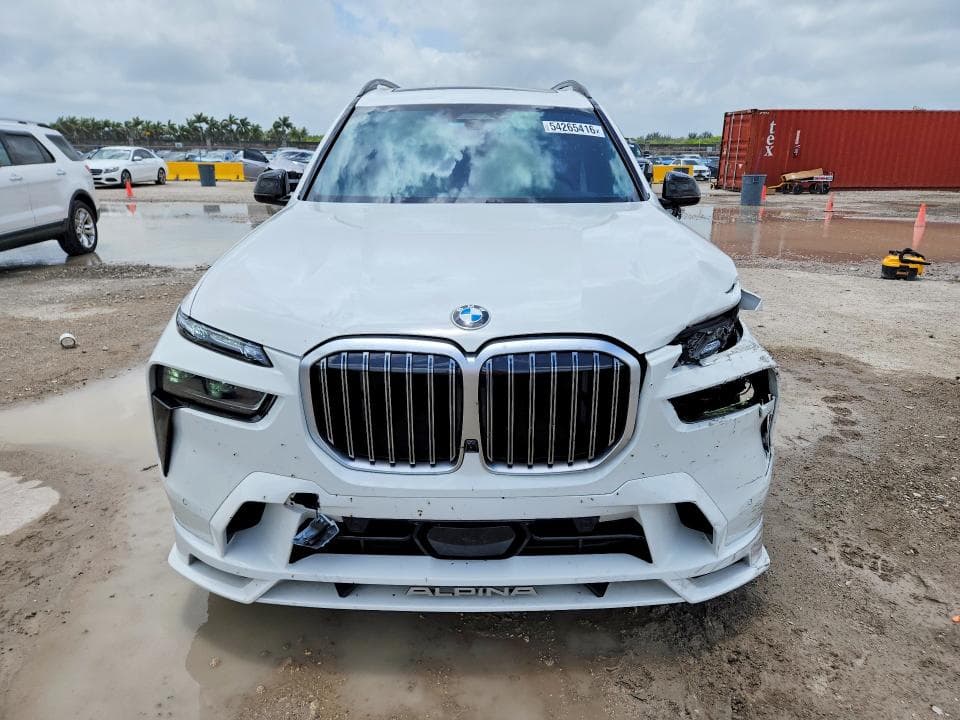 2026 BMW X7 ALPINA XB7 5