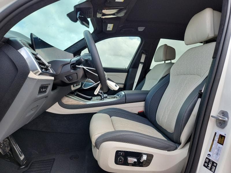 2026 BMW X7 ALPINA XB7 7