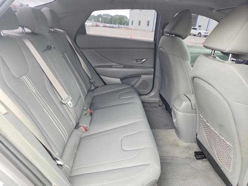 2024 HYUNDAI ELANTRA SEL 10