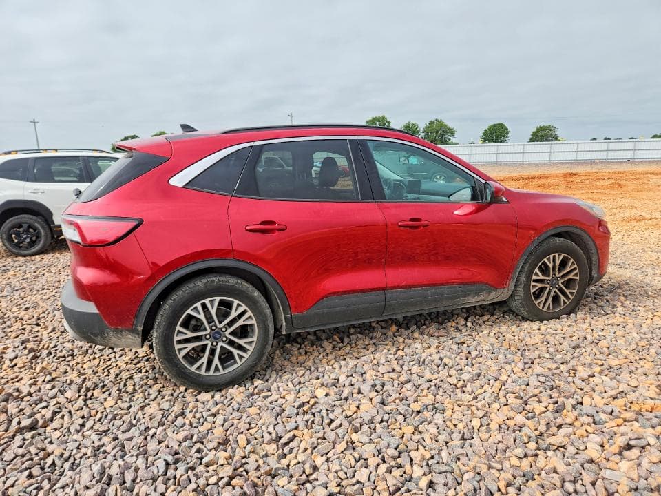 2021 FORD ESCAPE 3