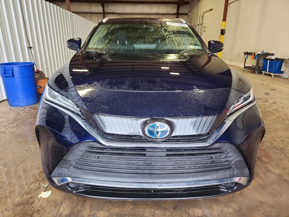 2022 TOYOTA VENZA XLE 5