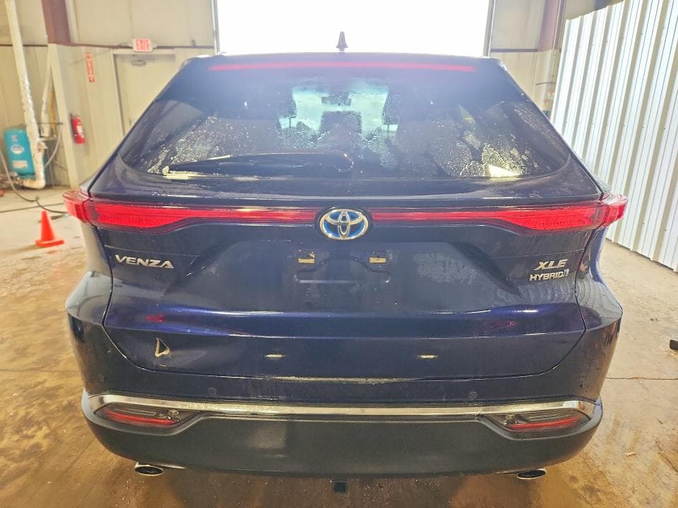 2022 TOYOTA VENZA XLE 6
