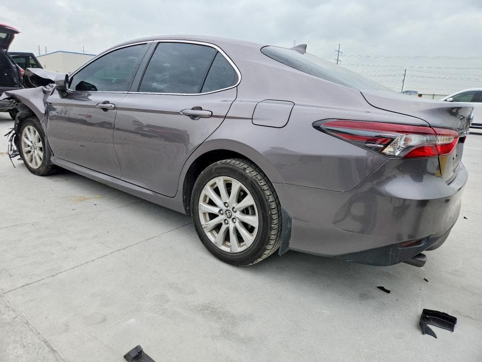 2022 TOYOTA CAMRY LE LE 2