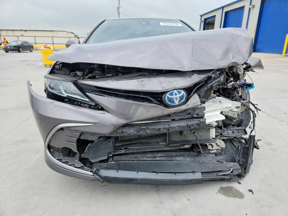 2022 TOYOTA CAMRY LE LE 5