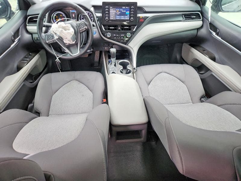 2022 TOYOTA CAMRY LE LE 8