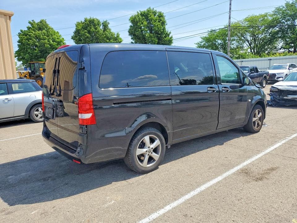 2019 MERCEDES-BENZ METRIS 3