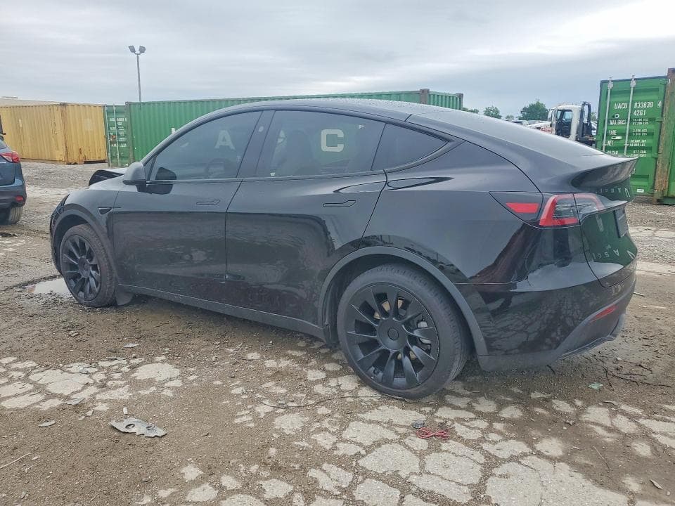 2023 TESLA MODEL Y 2