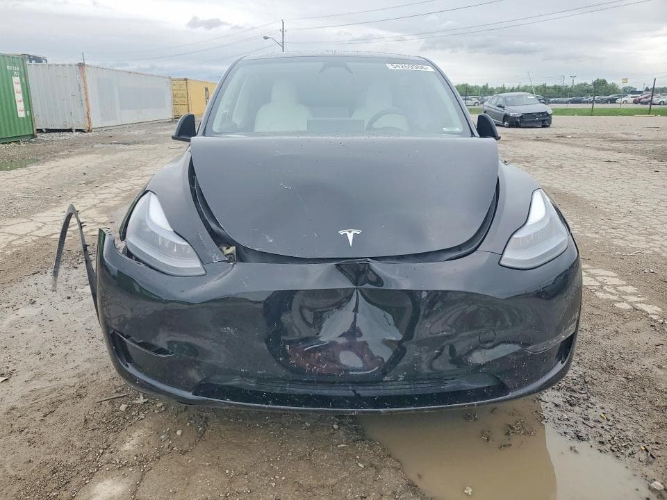 2023 TESLA MODEL Y 5