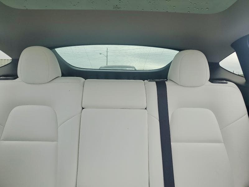2023 TESLA MODEL Y 10