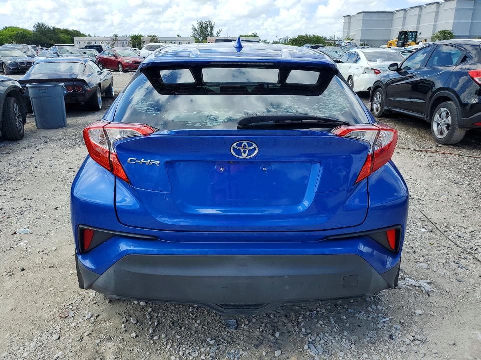 2018 TOYOTA C-HR XLE 6