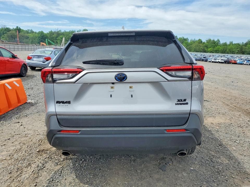 2024 TOYOTA RAV4 HYBRID XLE 6
