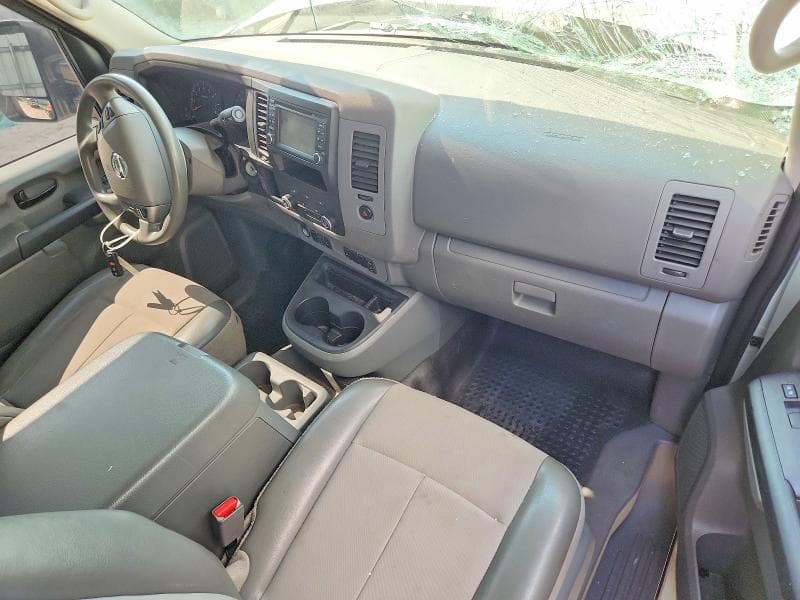 2019 NISSAN NV 3500 HD SL 8