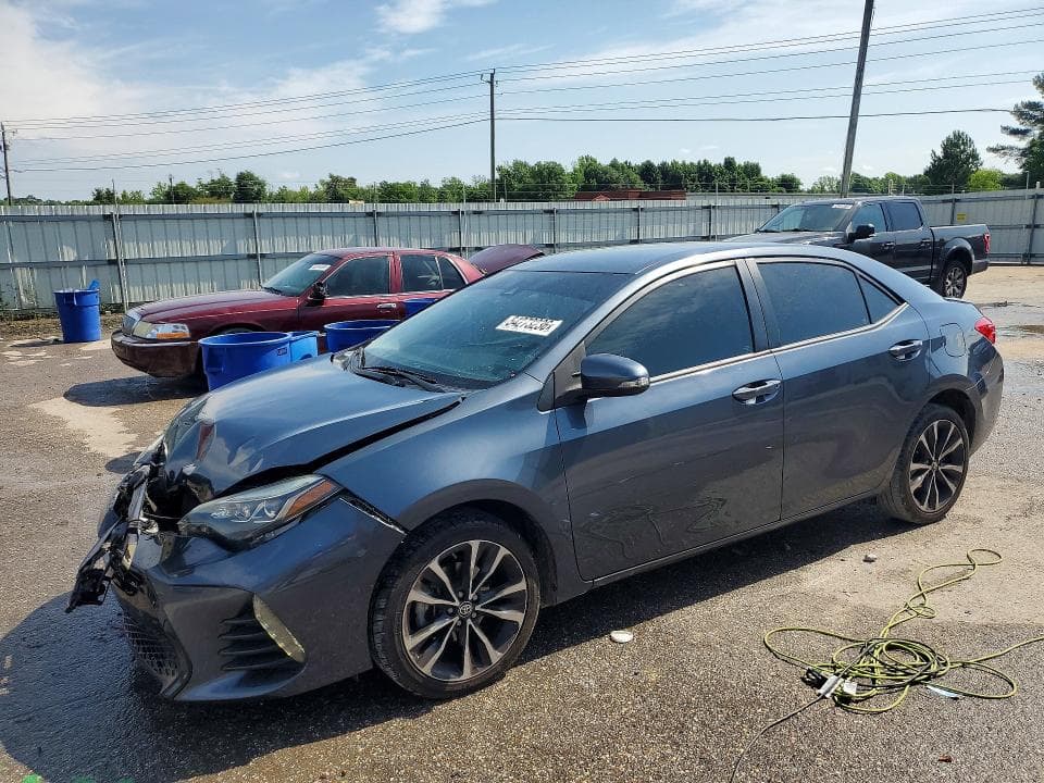 2019 TOYOTA COROLLA SE 1