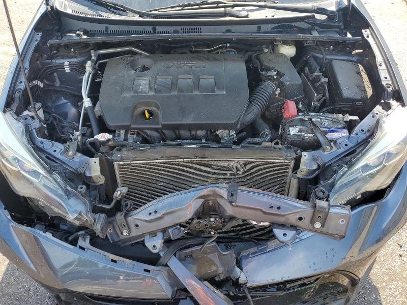 2019 TOYOTA COROLLA SE 11