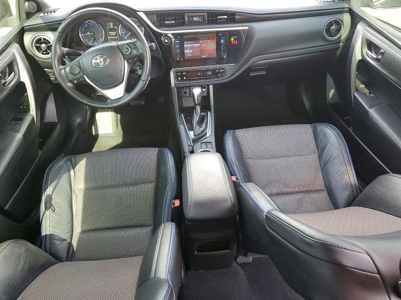 2019 TOYOTA COROLLA SE 8