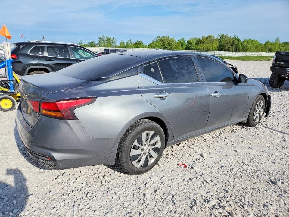 2020 NISSAN ALTIMA S 3