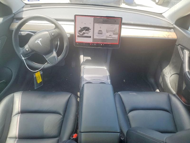 2021 TESLA MODEL Y 8