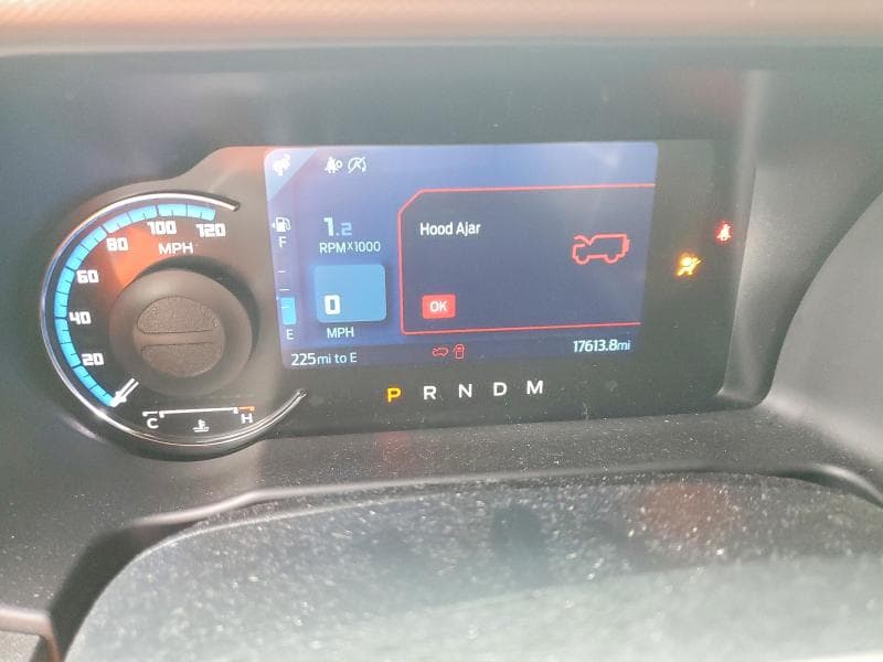 2024 FORD BRONCO OUTER BANKS 9