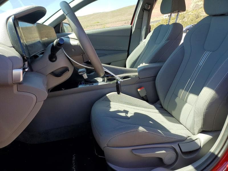 2023 HYUNDAI ELANTRA SEL 7