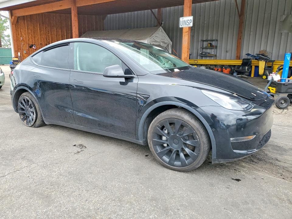 2022 TESLA MODEL Y 4