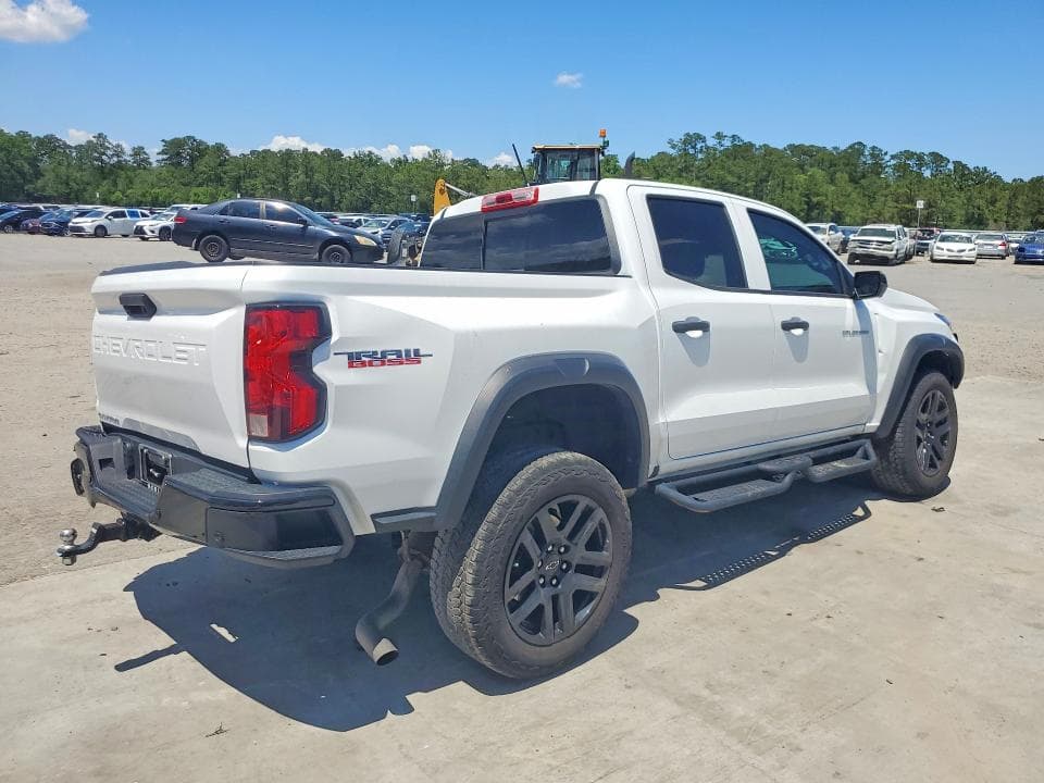 2024 CHEVROLET COLORADO TRAIL BOSS 3